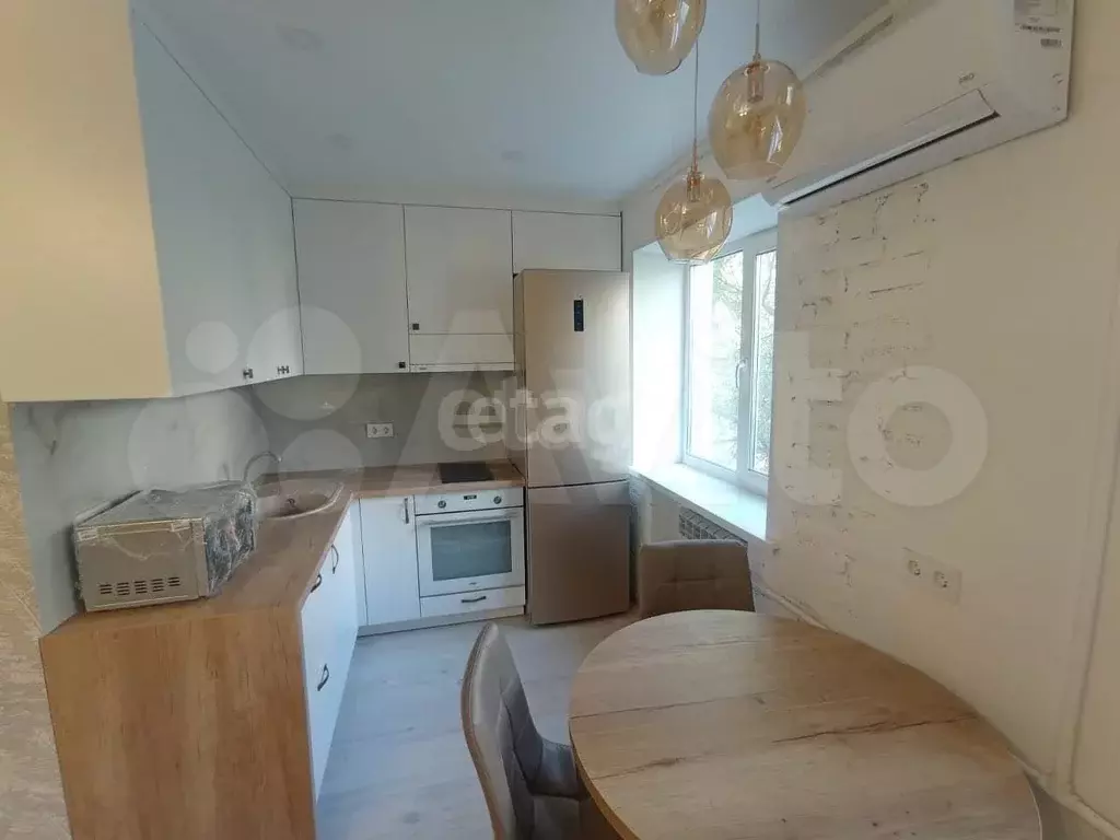 1-к. квартира, 31,5 м, 2/5 эт. - Фото 0