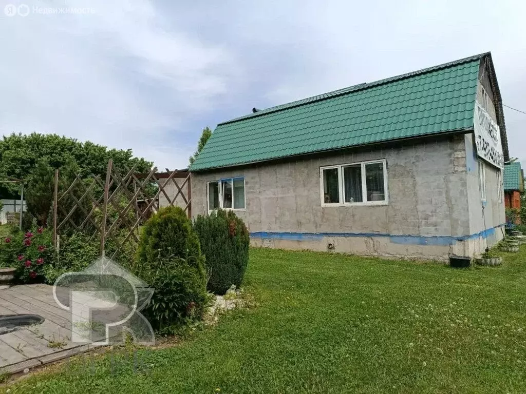 Дом в Ленинский городской округ, деревня Андреевское (228 м) - Фото 1