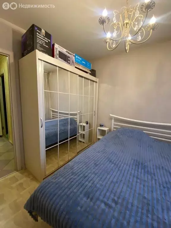 3-комнатная квартира: Красноярск, микрорайон Взлётка, улица Батурина, ... - Фото 1