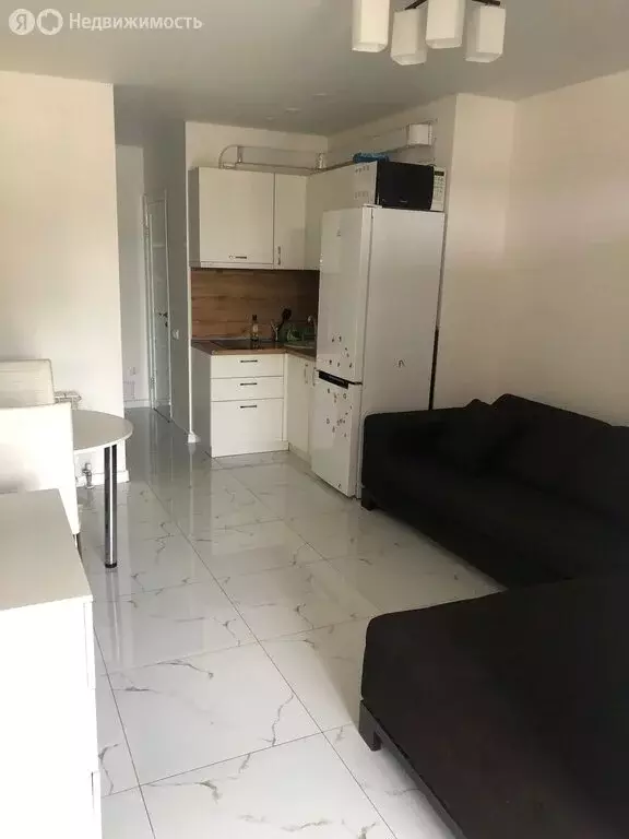 2-комнатная квартира: посёлок городского типа Дагомыс, улица Гайдара, ... - Фото 1