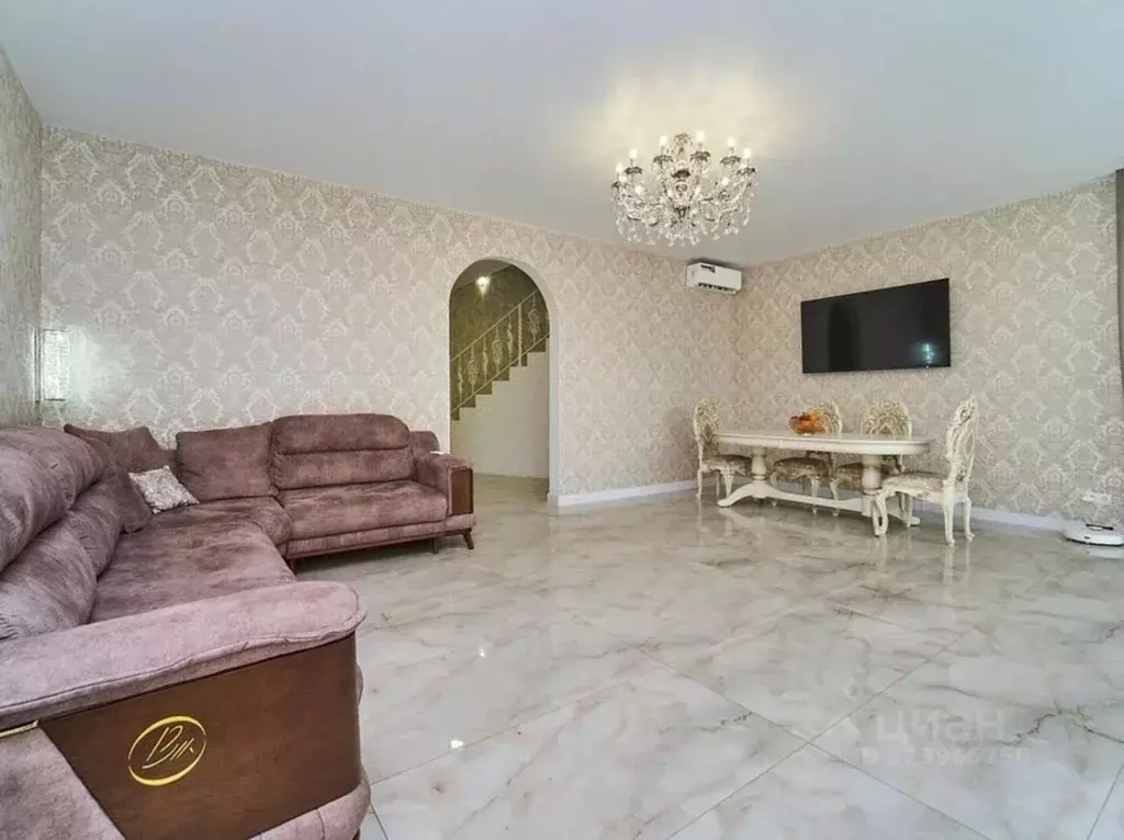 Дом в Краснодарский край, Краснодар ул. Харьковская, 38 (224 м) - Фото 2