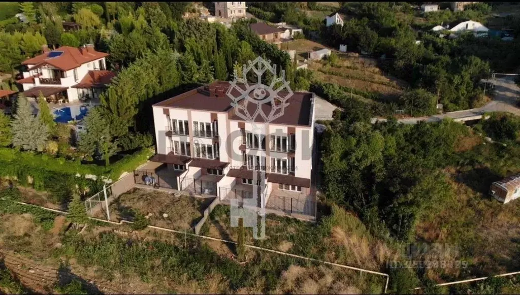 Таунхаус в Крым, Алушта муниципальный округ, с. Кипарисное ул. ... - Фото 1