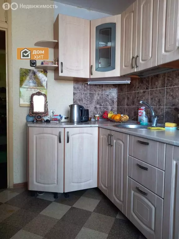 4-комнатная квартира: Евпатория, проспект Победы, 39 (77 м) - Фото 1