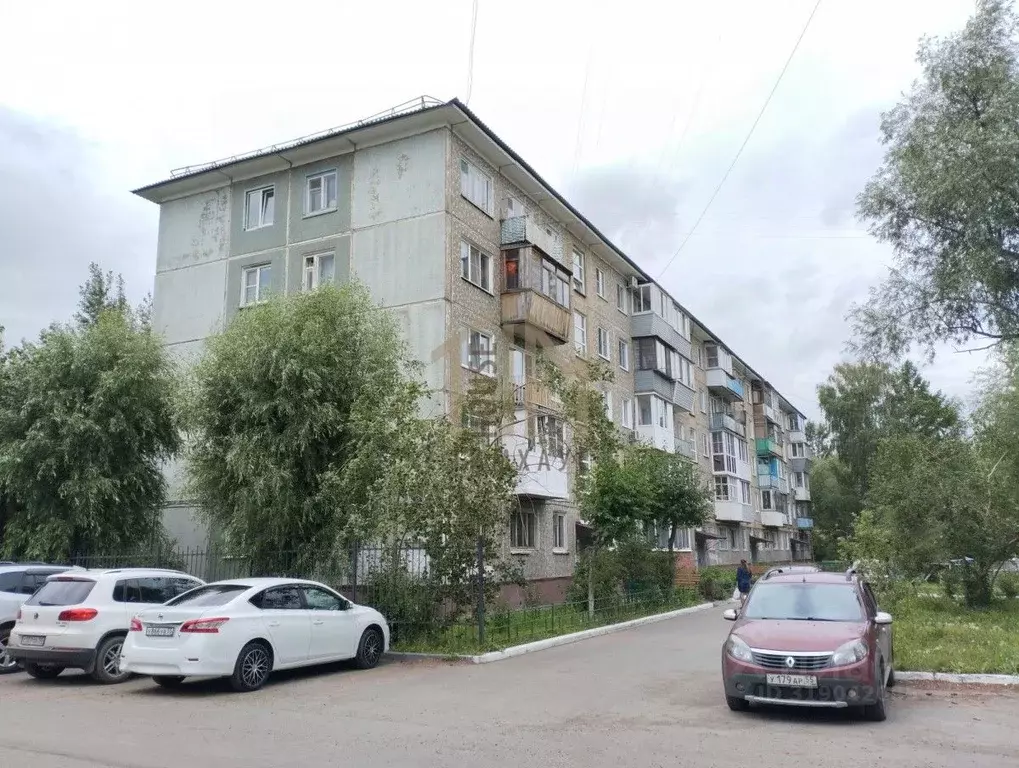 2-к кв. Омская область, Омск ул. Калинина, 6 (48.5 м) - Фото 0