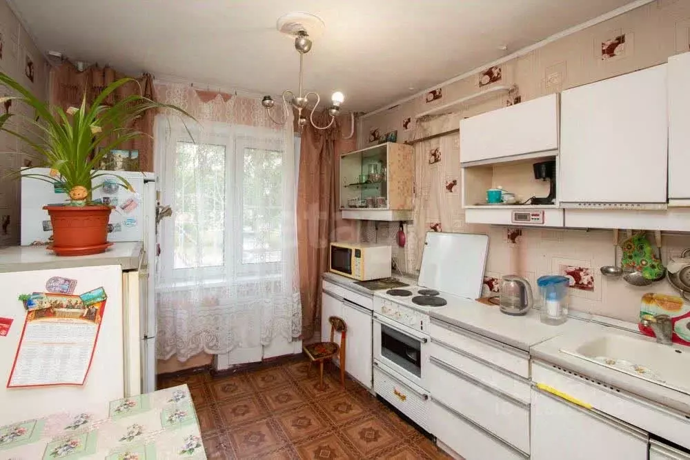 3-к кв. Кемеровская область, Новокузнецк ул. Новоселов, 34 (64.1 м) - Фото 0