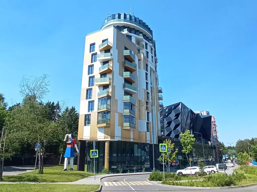 Свободной планировки кв. Москва ул. 1-я Ватутинская, 12к1 (82.9 м) - Фото 1