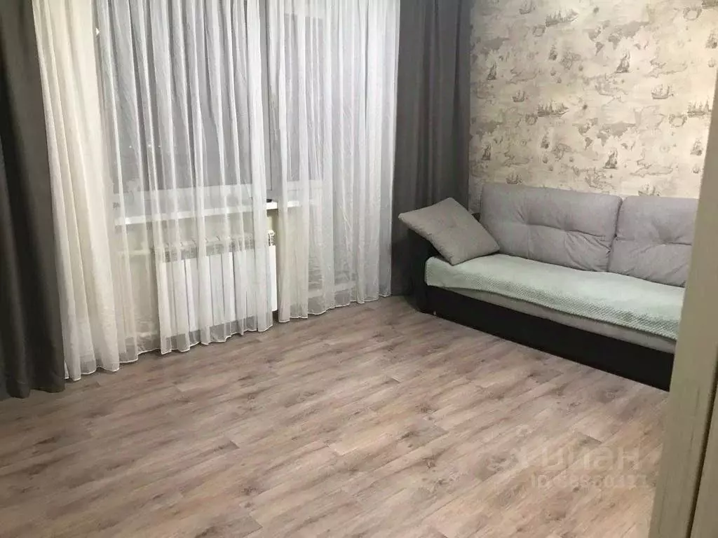 1-к кв. Татарстан, Казань ул. Латышских Стрелков, 10а (35.0 м) - Фото 1