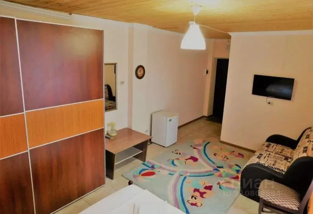 Дом в Краснодарский край, Геленджик городской округ, с. Кабардинка  ... - Фото 2