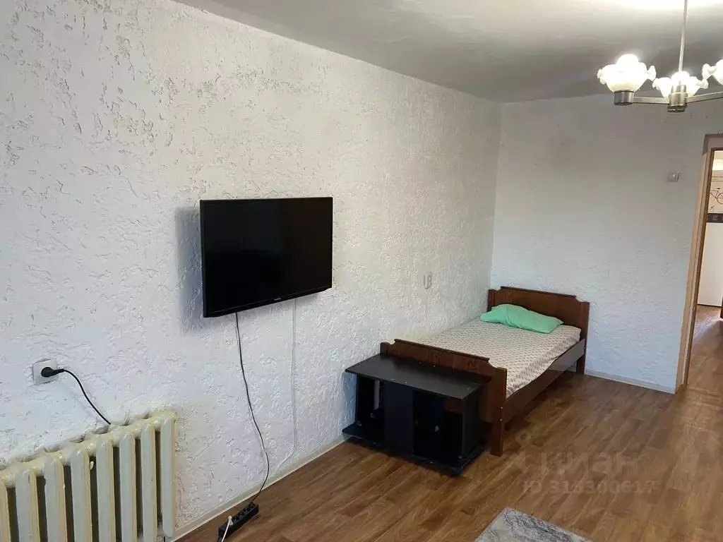 2-к кв. Самарская область, Сызрань ул. Декабристов, 70 (49.0 м) - Фото 1
