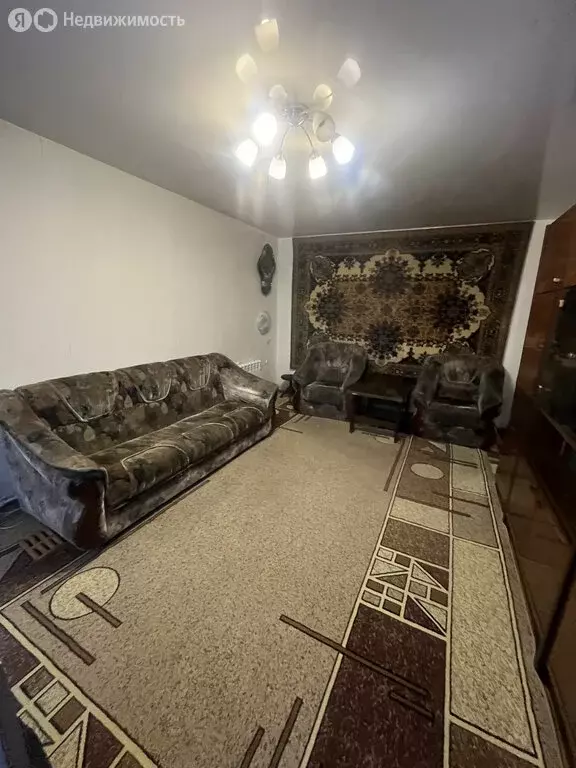 4-комнатная квартира: Курган, улица Красина, 56 (76.3 м) - Фото 2