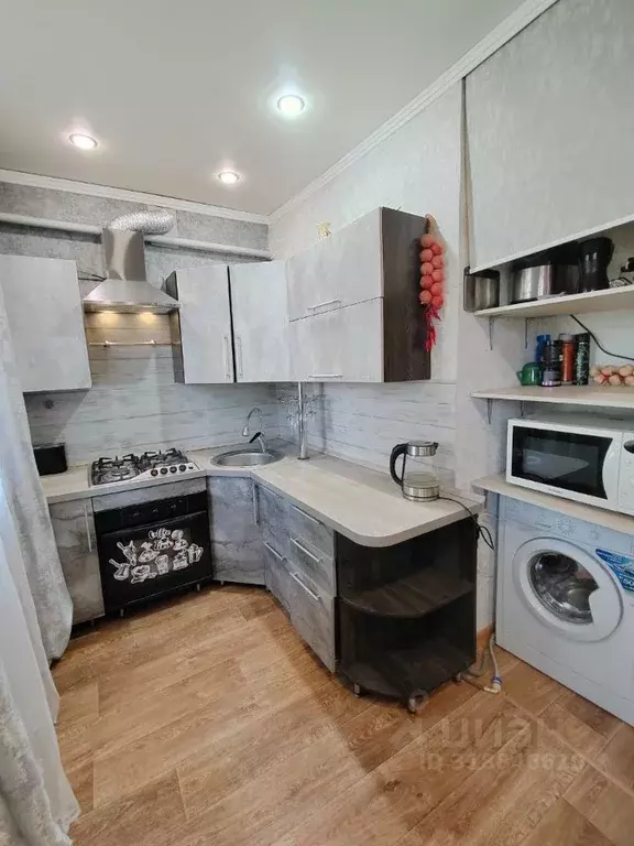 3-к кв. Саратовская область, Энгельс Полтавская ул., 15 (59.8 м) - Фото 2