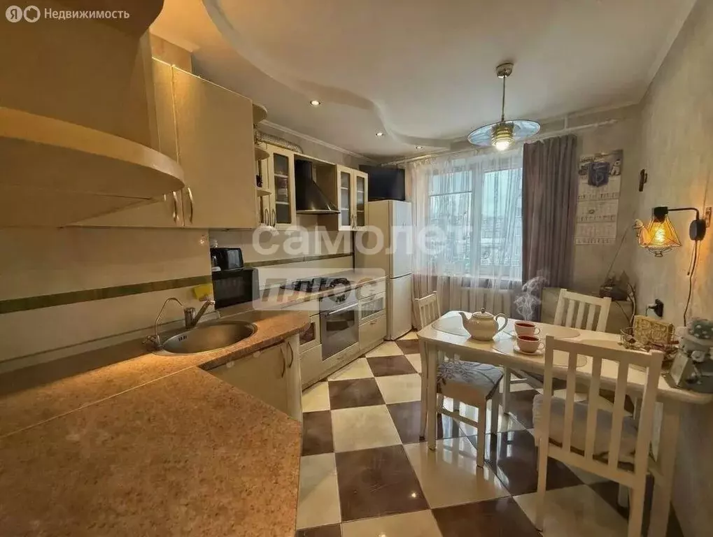 3-комнатная квартира: Калининград, Зелёная улица, 70 (62.8 м) - Фото 2