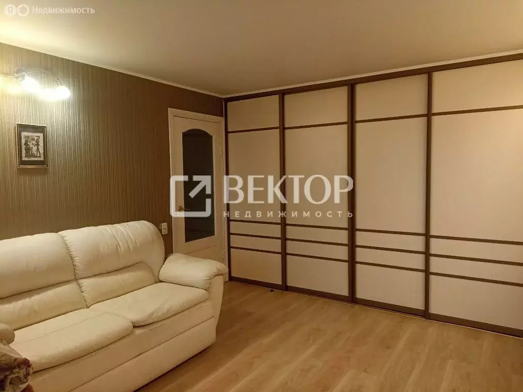 2-комнатная квартира: Ярославль, проспект Фрунзе, 2 (50.4 м) - Фото 1