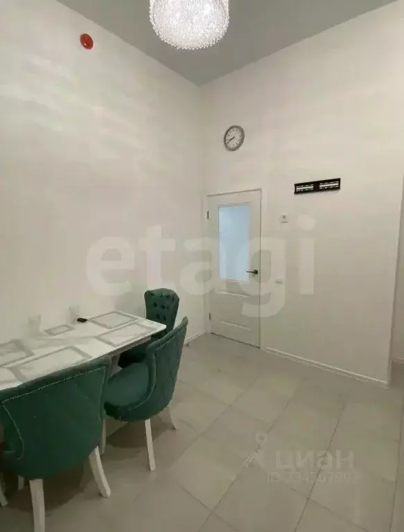 3-к кв. Москва ул. Большое Понизовье, 14 (69.9 м) - Фото 0