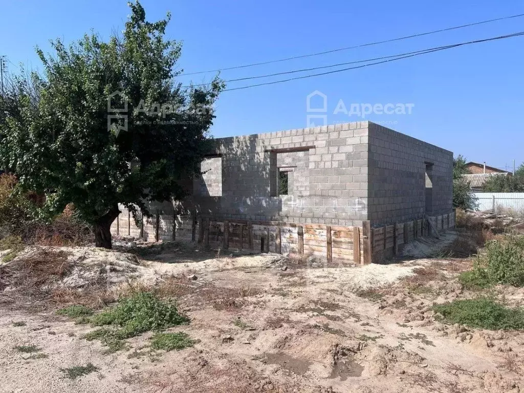 Дом в Волгоградская область, Волгоград ул. Тютчева (124 м) - Фото 1