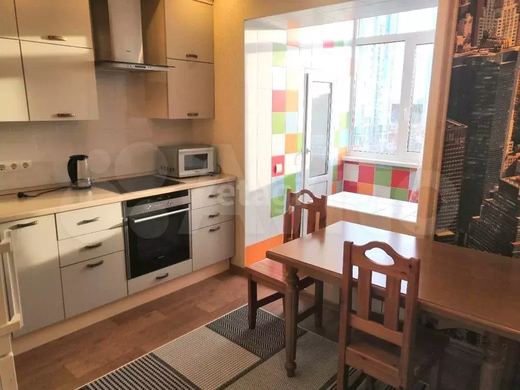 1-к. квартира, 45 м, 4/9 эт. - Фото 1