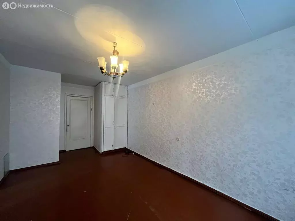 3-комнатная квартира: Волхов, улица Дзержинского, 6 (52 м) - Фото 2