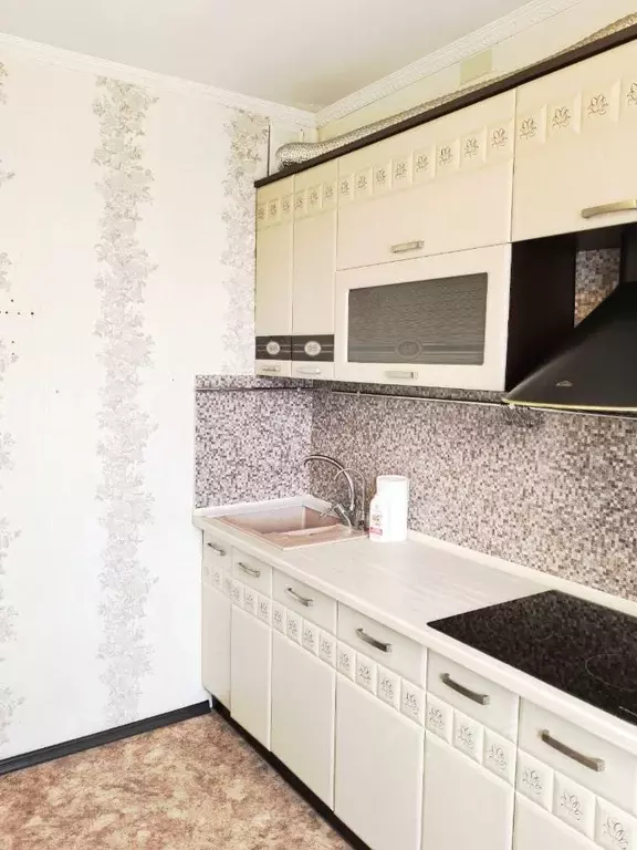 2-к кв. Красноярский край, Красноярск Абытаевская ул., 4 (54.0 м) - Фото 1