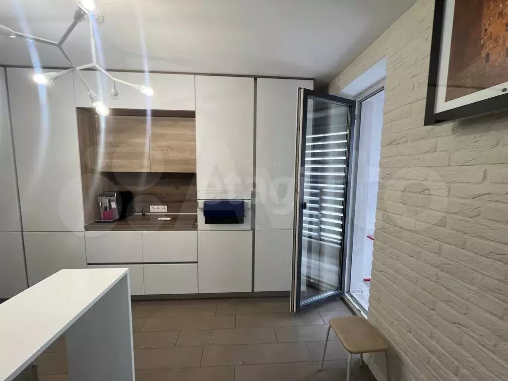 5-к. квартира, 130 м, 3/17 эт. - Фото 1