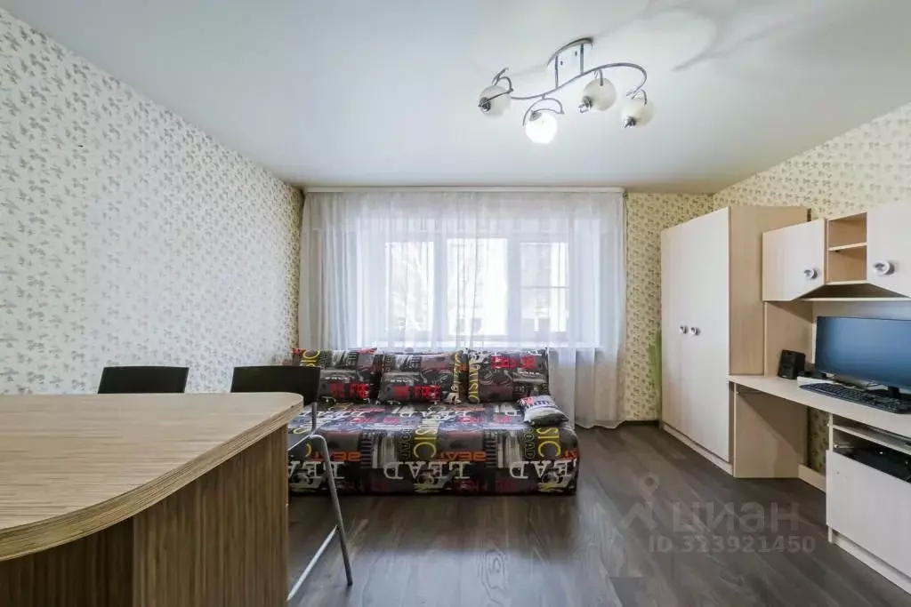 1-к кв. Свердловская область, Екатеринбург ул. Фурманова, 60 (18.6 м) - Фото 1