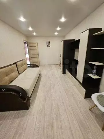 2-к. квартира, 46 м, 1/5 эт. - Фото 0