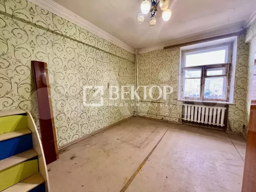 Комната 29 м в 4-к., 2/3 эт. - Фото 1