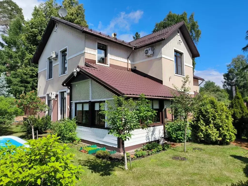 Коттедж в Ленинградская область, Всеволожск Пионерская ул., 5 (305 м) - Фото 1