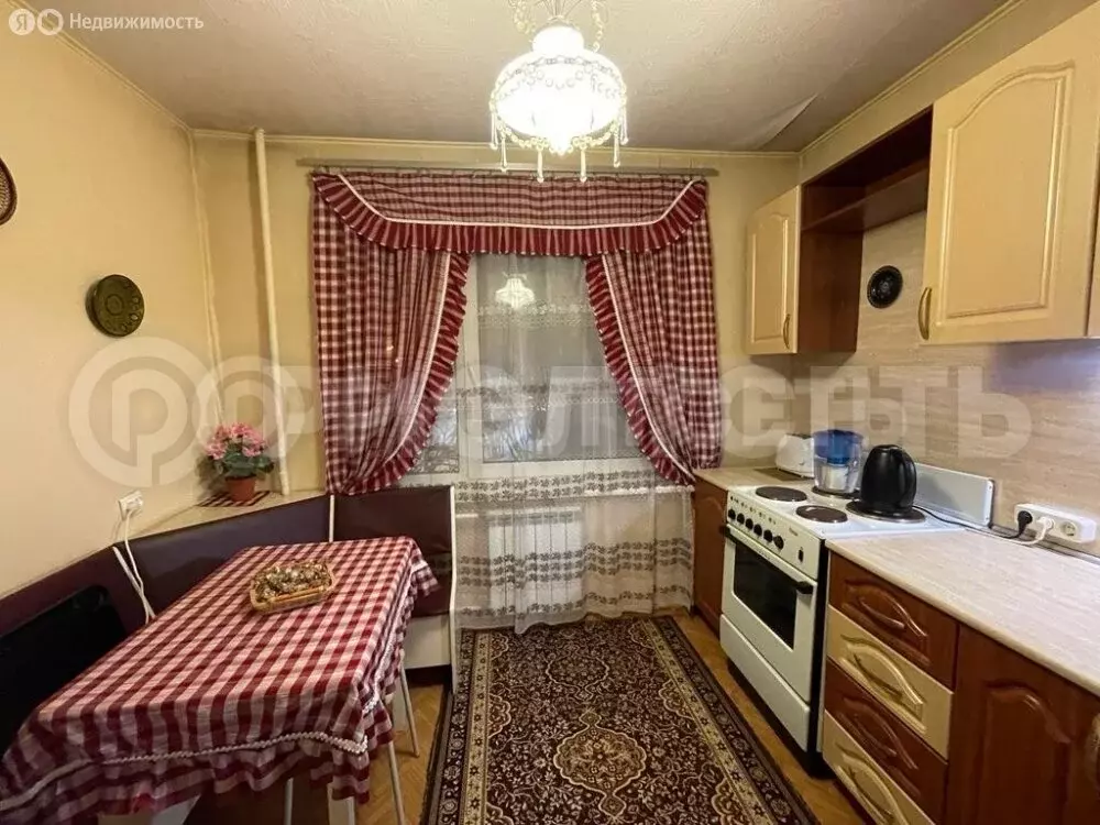 2-комнатная квартира: Мурманск, улица Адмирала Флота Лобова, 45 (47 м) - Фото 1