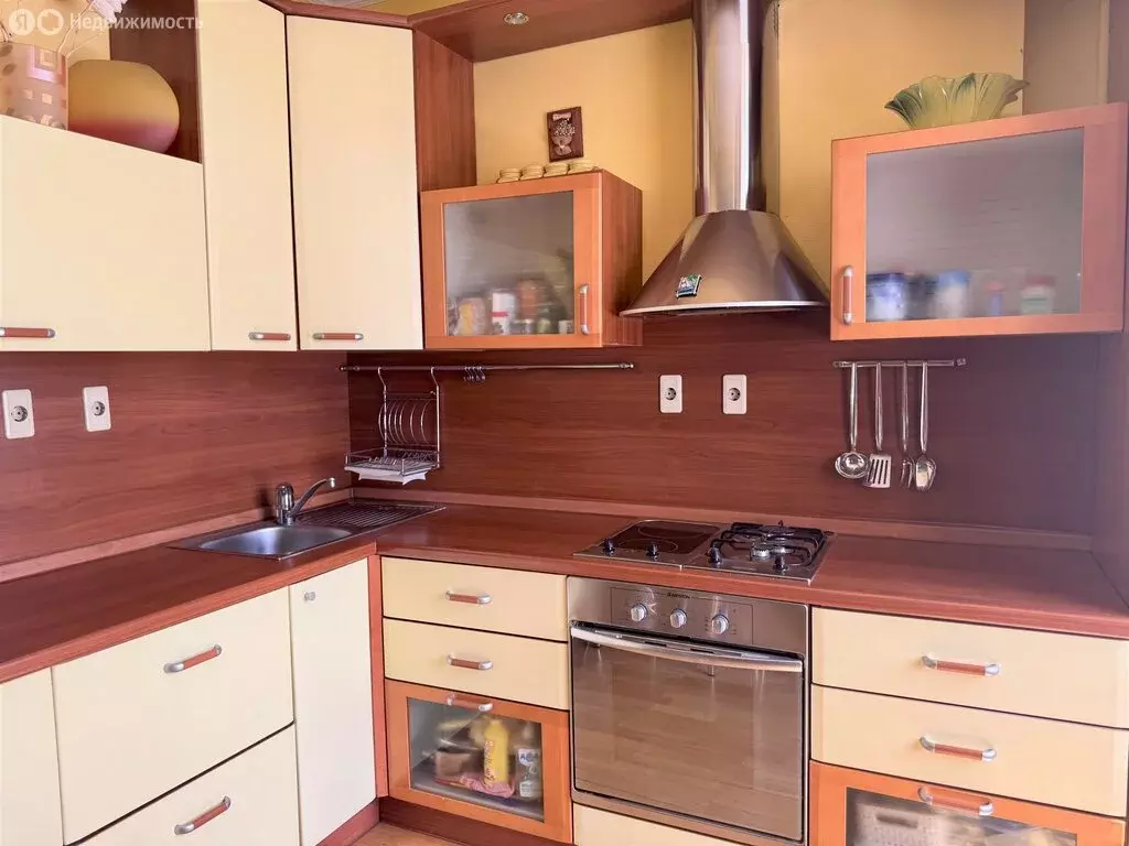 2-комнатная квартира: Кемерово, Весенняя улица, 13 (54.6 м) - Фото 1
