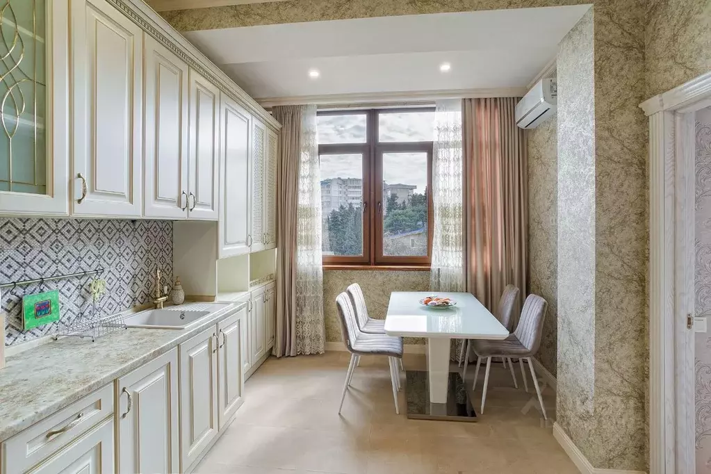 2-к кв. Крым, Ялта ул. Володарского, 3 (46.0 м) - Фото 1