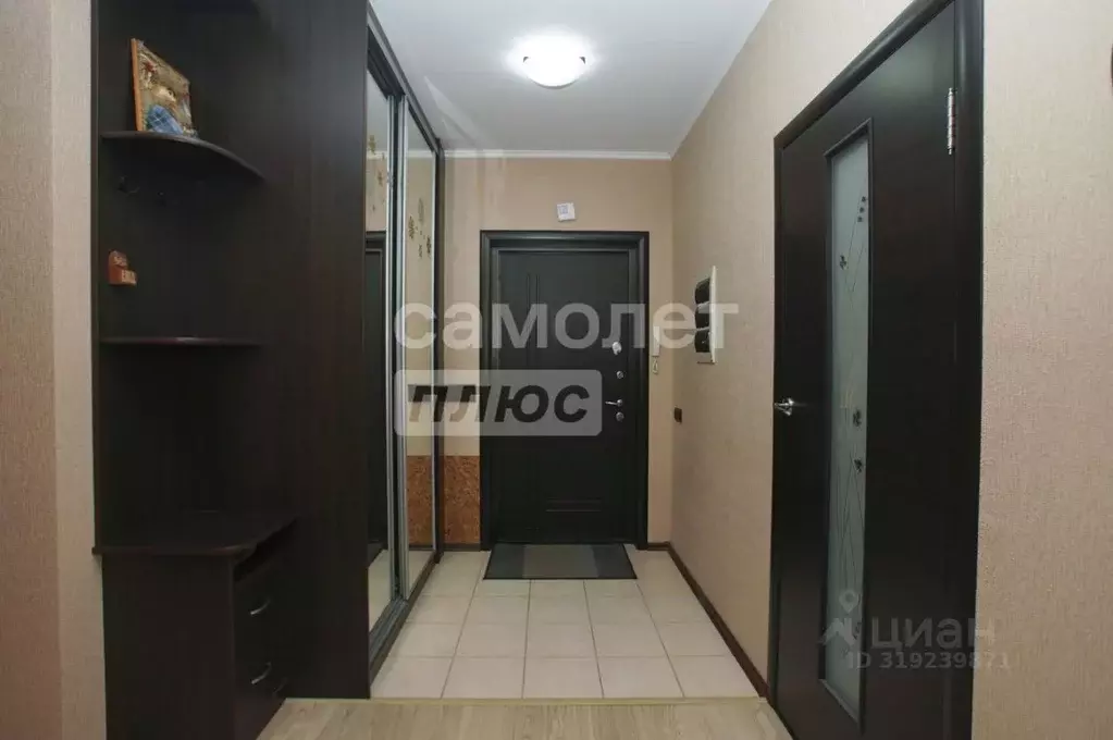 3-к кв. Омская область, Омск Звездная ул., 6 (90.0 м) - Фото 1