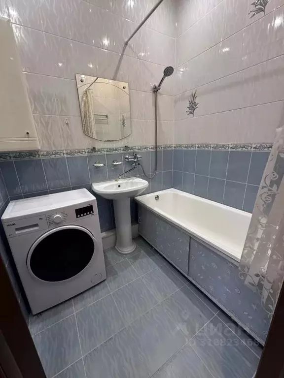 2-к кв. Самарская область, Тольятти Южное ш., 77 (67.8 м) - Фото 0