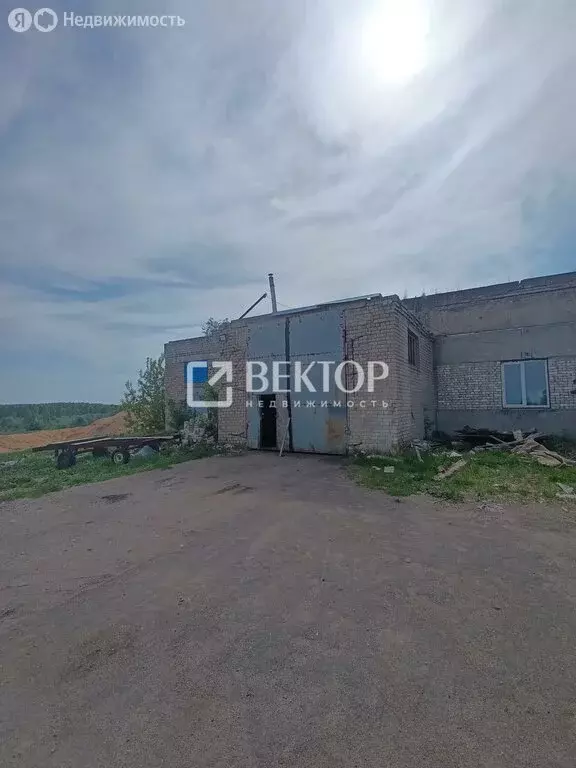 Помещение свободного назначения (2150.6 м) - Фото 1