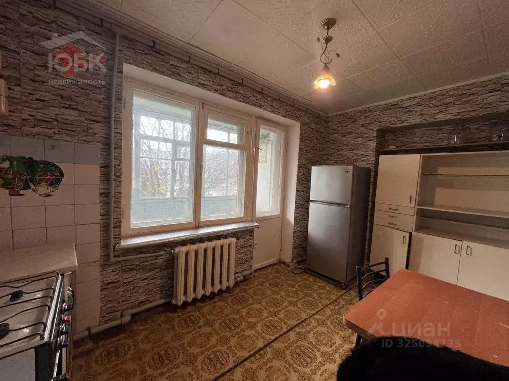 2-к кв. Крым, Сакский район, с. Уютное ул. Кирова, 4 (51.7 м) - Фото 2