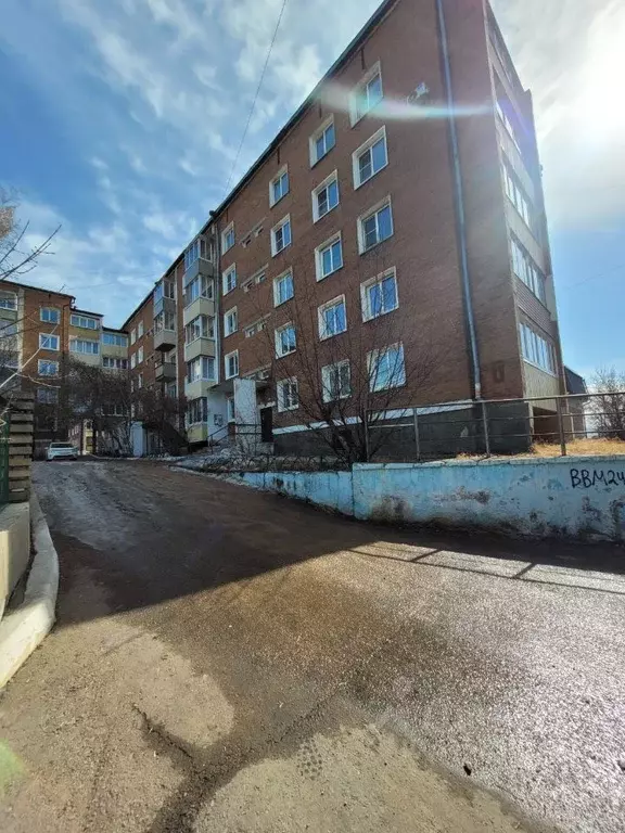 3-к кв. Бурятия, Улан-Удэ ул. Лимонова, 8 (69.0 м) - Фото 0