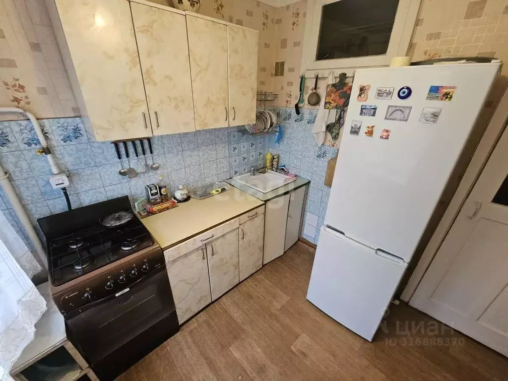 2-к кв. Омская область, Омск ул. Вавилова, 234А (45.0 м) - Фото 0