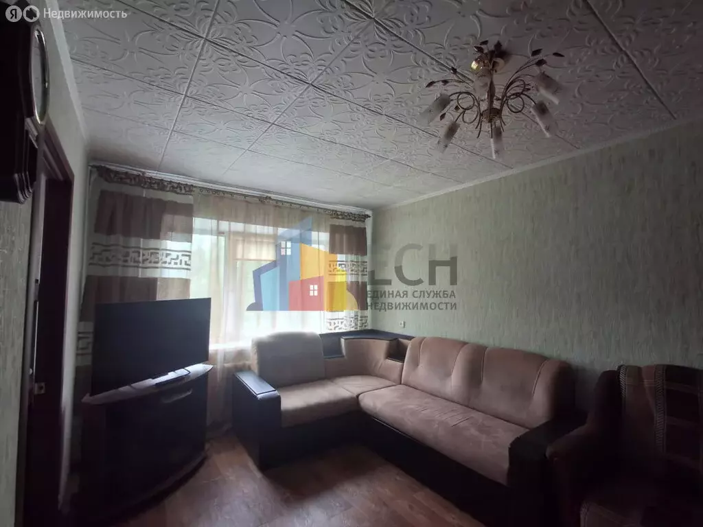 4-комнатная квартира: Алексин, улица Революции, 7Г (62.5 м) - Фото 1