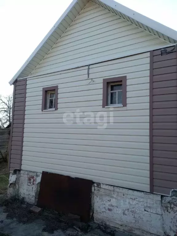 Дом в Белгородская область, Чернянский район, Ездоченское с/пос, с. ... - Фото 1