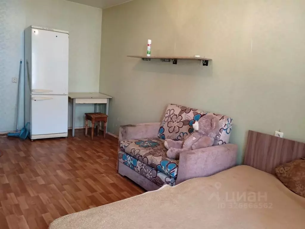 Комната Псковская область, Псков ул. Кузбасской Дивизии, 6 (17.1 м) - Фото 2