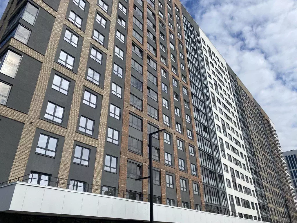 2-к кв. Удмуртия, Ижевск Воткинское ш., 61А (48.7 м) - Фото 1