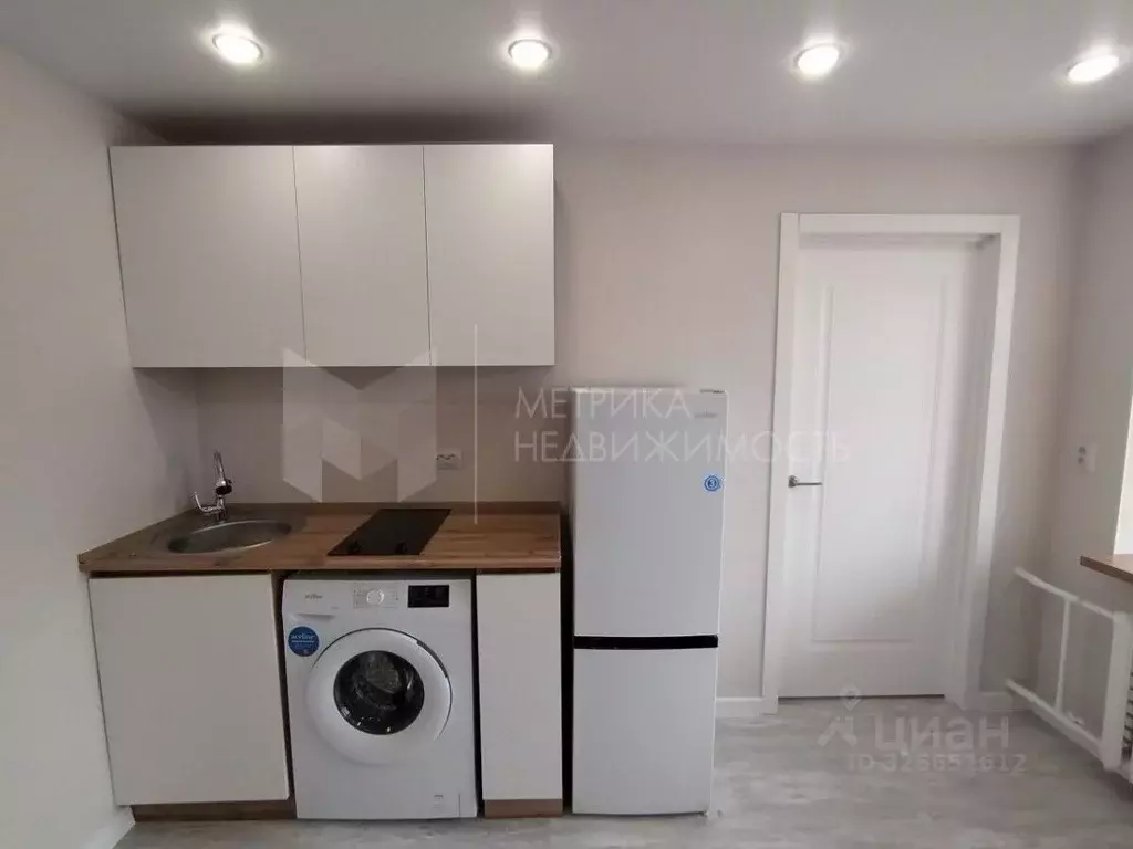 Студия Тюменская область, Тюмень ул. Мельникайте, 63 (21.5 м) - Фото 1