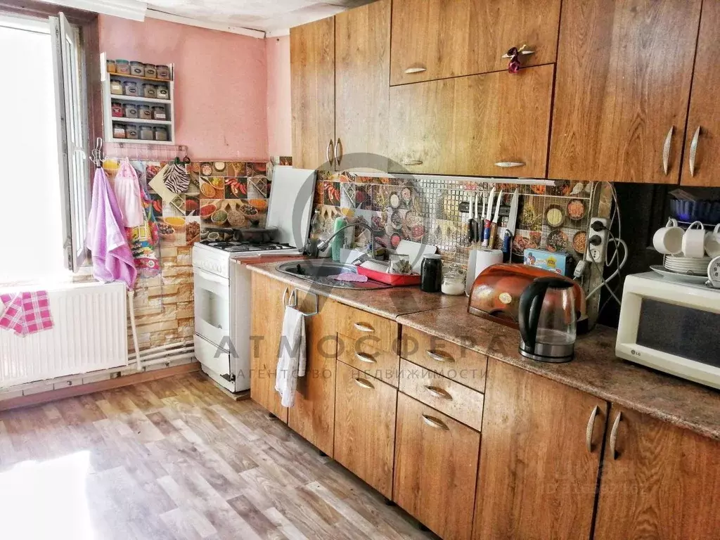 Дом в Краснодарский край, Апшеронский район, Кубанская ст-ца Мостовая ... - Фото 1