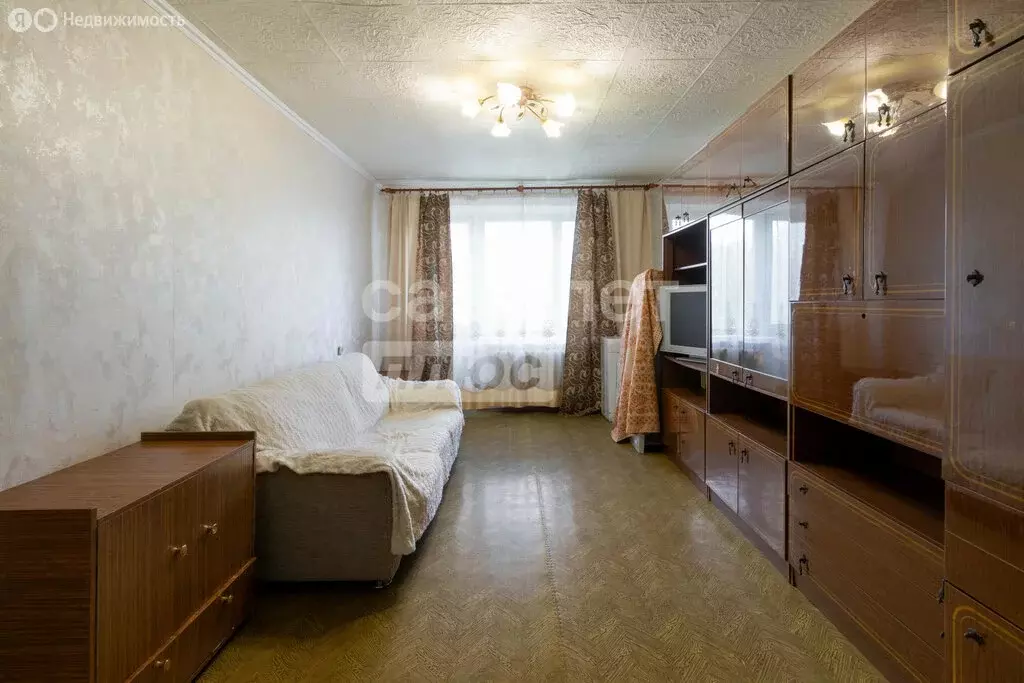 3-комнатная квартира: посёлок Любучаны, Заводская улица, 3 (60.3 м) - Фото 0