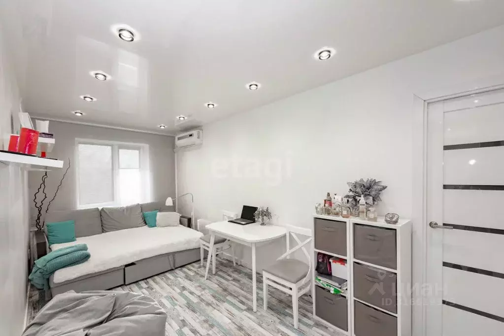 2-к кв. Хабаровский край, Комсомольск-на-Амуре Вокзальная ул., 37к5 ... - Фото 0