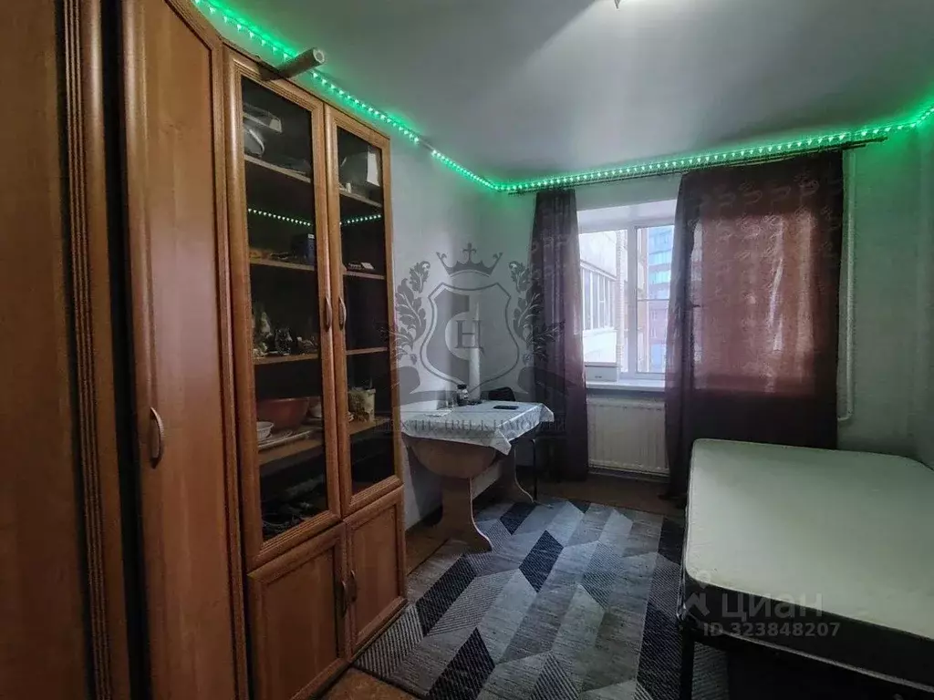 Комната Санкт-Петербург ул. Есенина, 30 (12.5 м) - Фото 2