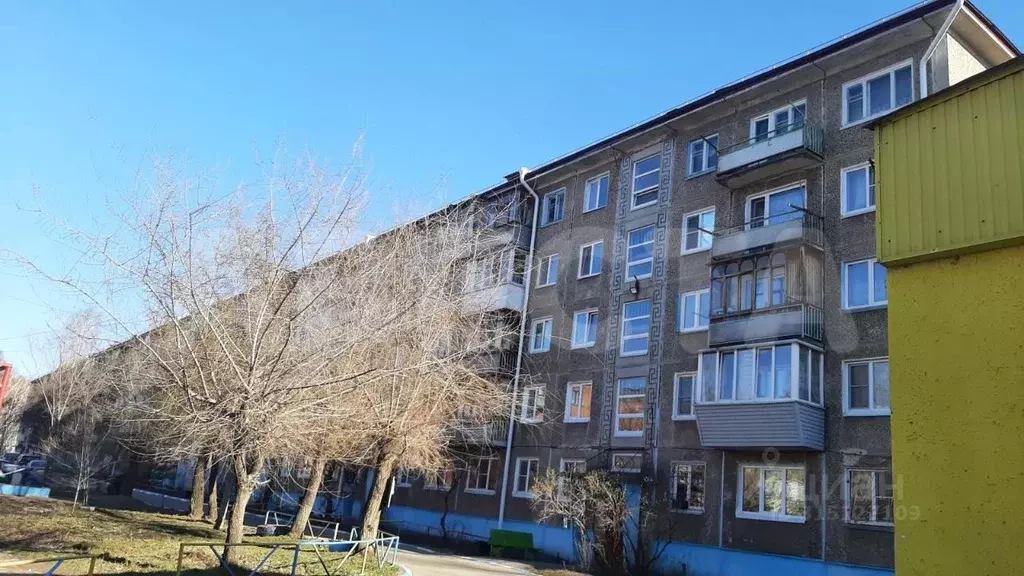 3-к кв. Омская область, Омск пос. 40 лет Октября, ул. Рощинская, 1 ... - Фото 0
