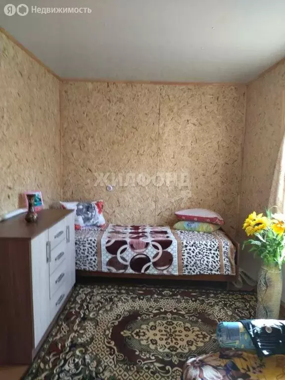 Дом в Репьевский сельсовет, поселок Боровушка (25 м) - Фото 0