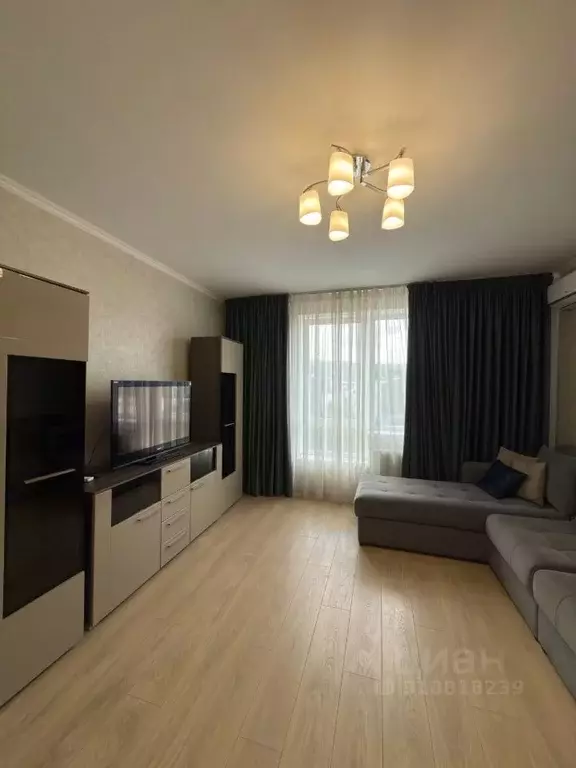 3-к кв. Крым, Симферополь ул. Генерала Родионова, 3В (86.0 м) - Фото 1