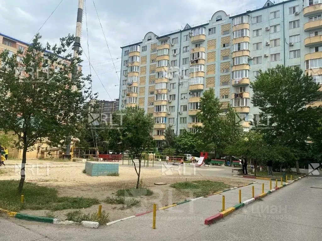 2-к кв. Дагестан, Каспийск просп. М. Омарова, 11 (72.0 м) - Фото 0