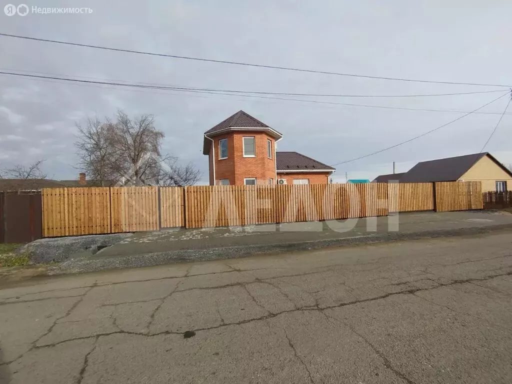 Дом в село Сосновка, улица Клары Цеткин, 33А (107.6 м) - Фото 0
